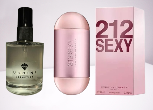 Fragrância: As notas de pimenta-rosa predominam, seduzindo sem agredir. Tangerina e Bergamota, associadas às notas de coração de Gardênia, Pelargonium, Algodão-doce e Flores às de fundo de Almíscar, Baunilha e Sândalo trazem um tom doce e um frescor ao perfume